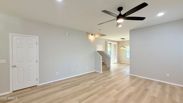 1184 E BOSTON Street, Gilbert, AZ 85295