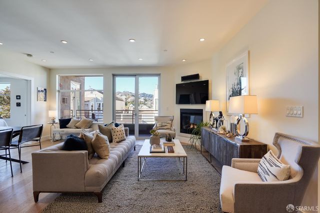 736 Valencia Street 501, San Francisco, CA 94110