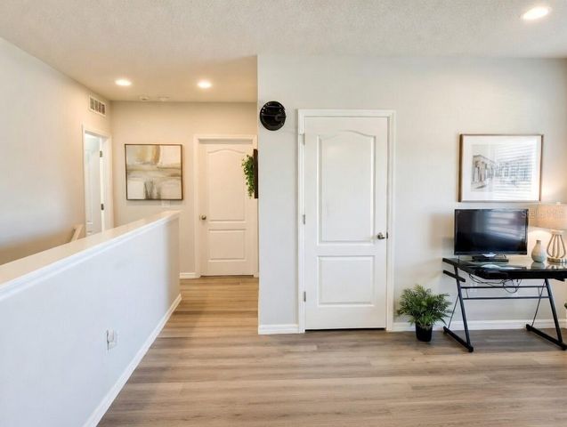 3048 BETHPAGE LOOP, Mount Dora, FL 32757