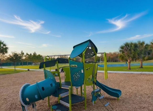 3048 BETHPAGE LOOP, Mount Dora, FL 32757