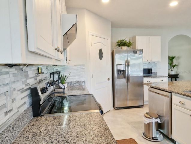 3048 BETHPAGE LOOP, Mount Dora, FL 32757