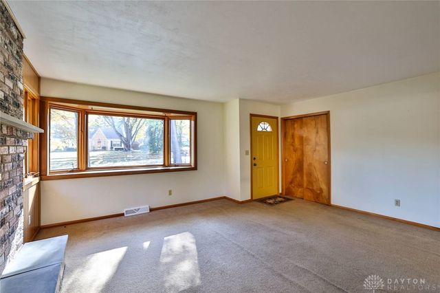 3081 Old Salem Road, Dayton, OH 45415