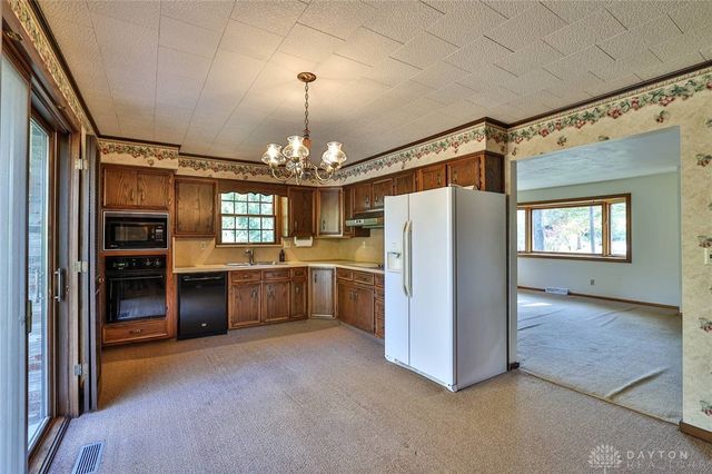 3081 Old Salem Road, Dayton, OH 45415