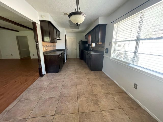 3103 Sam Houston Drive, Sugar Land, TX 77479