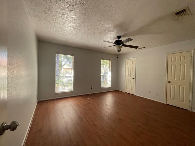 3103 Sam Houston Drive, Sugar Land, TX 77479