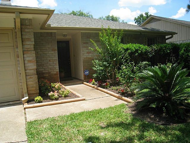 3103 Sam Houston Drive, Sugar Land, TX 77479