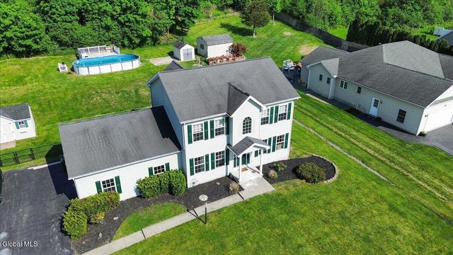 20 Laura Lane, Ravena, NY 12143