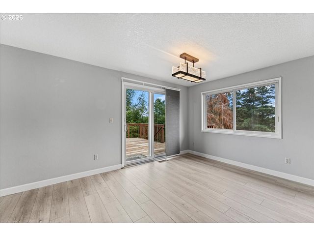 11870 Se AUSTRALIS Ct, Happy Valley, OR 97086