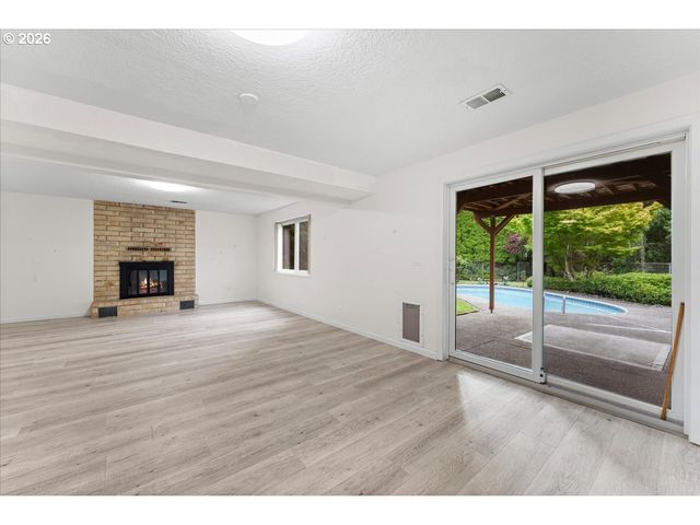 11870 Se AUSTRALIS Ct, Happy Valley, OR 97086