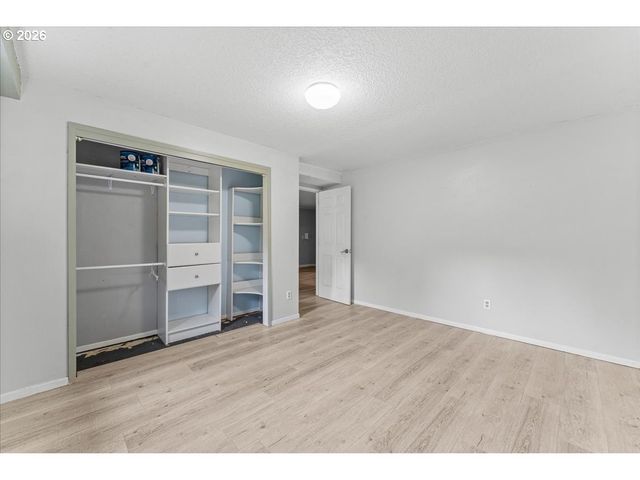 11870 Se AUSTRALIS Ct, Happy Valley, OR 97086