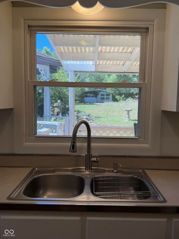 323 N Hillsdale Drive, Bloomington, IN 47408
