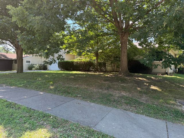 323 N Hillsdale Drive, Bloomington, IN 47408