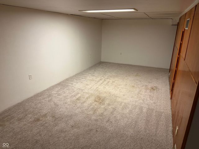 323 N Hillsdale Drive, Bloomington, IN 47408