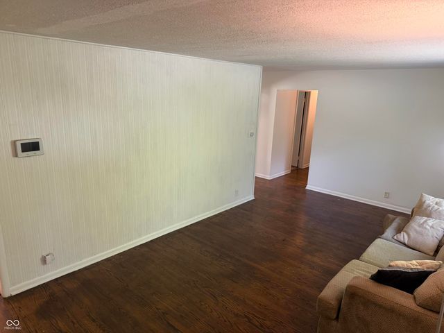 323 N Hillsdale Drive, Bloomington, IN 47408