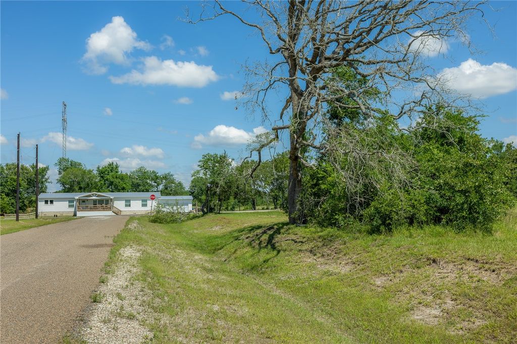 6676 Atakapan Trail, Anderson, TX 77831 — photo 4
