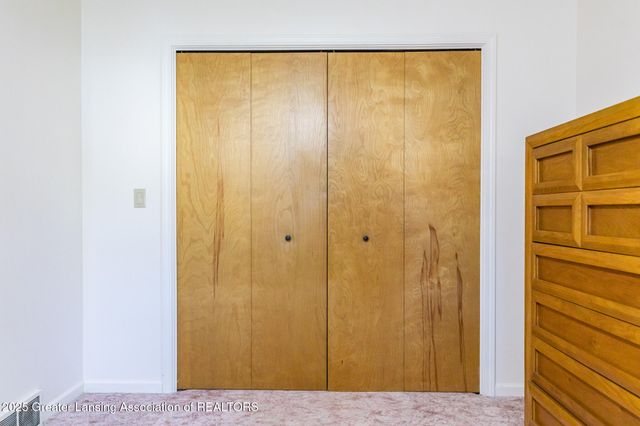 824 Eaton Drive, Mason, MI 48854