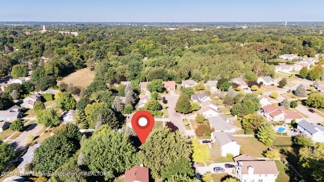 824 Eaton Drive, Mason, MI 48854