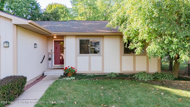 824 Eaton Drive, Mason, MI 48854