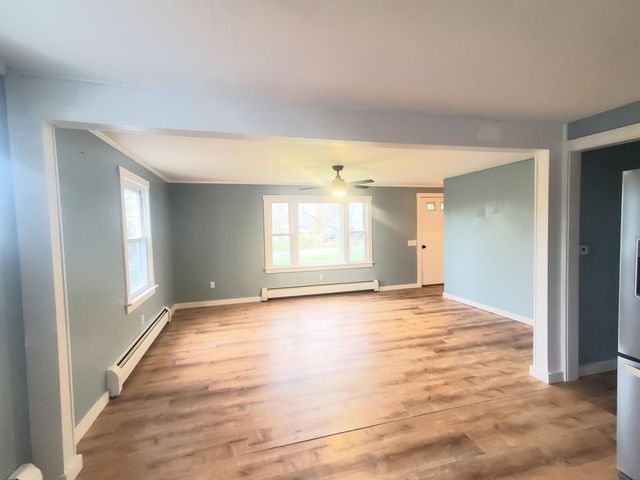 1047 East Road, Bennington, VT 05201