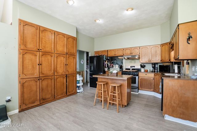 820 S S. Main St. Street, Ada, OH 45810