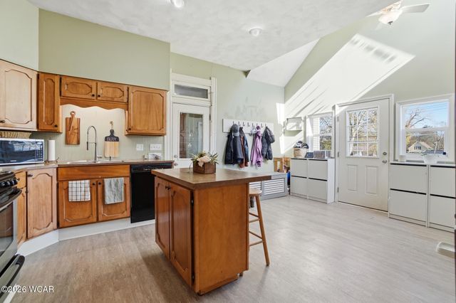 820 S S. Main St. Street, Ada, OH 45810