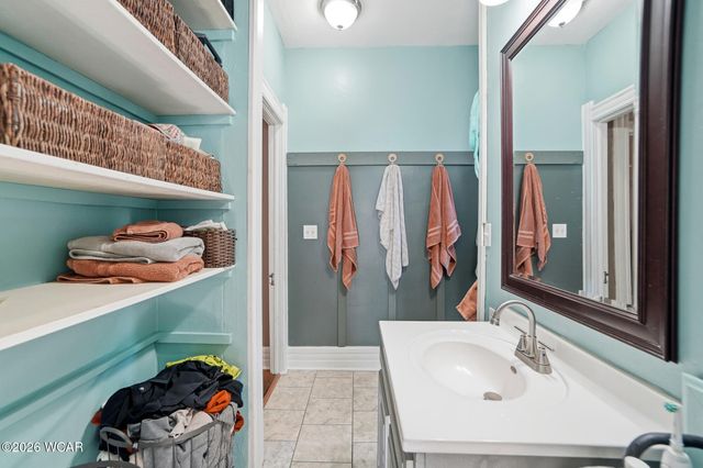 820 S S. Main St. Street, Ada, OH 45810