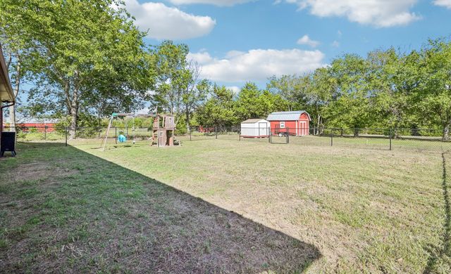 779 County Road 4123, Greenville, TX 75401
