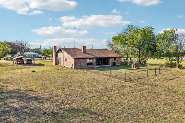 779 County Road 4123, Greenville, TX 75401