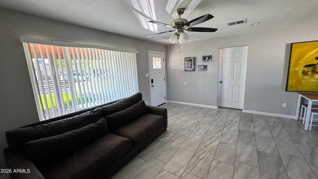 222 E SOUTHGATE Avenue, Phoenix, AZ 85040