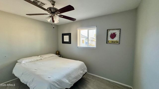 222 E SOUTHGATE Avenue, Phoenix, AZ 85040