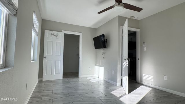 222 E SOUTHGATE Avenue, Phoenix, AZ 85040