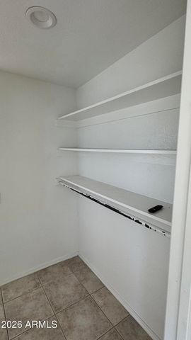 222 E SOUTHGATE Avenue, Phoenix, AZ 85040