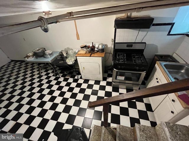 309 S 63RD STREET, Philadelphia, PA 19143