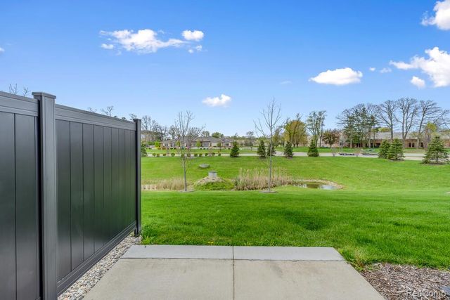 1674 Addison Circle, Walled Lake, MI 48390