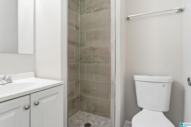 8809 VALLEYBROOK ROAD, Birmingham, AL 35206