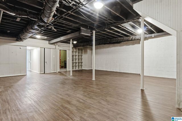 8809 VALLEYBROOK ROAD, Birmingham, AL 35206