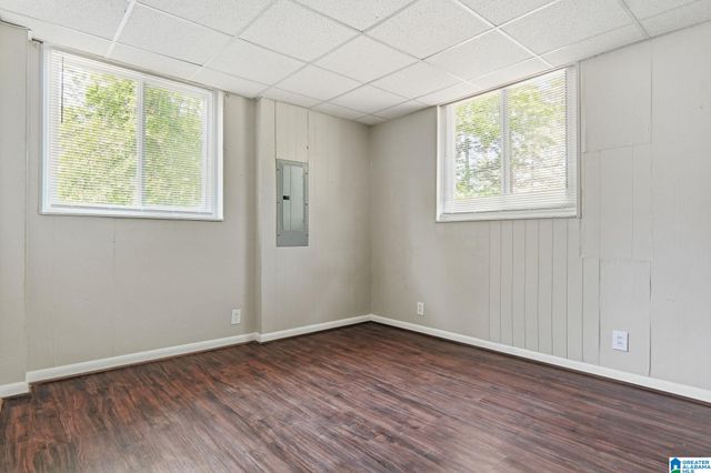 8809 VALLEYBROOK ROAD, Birmingham, AL 35206
