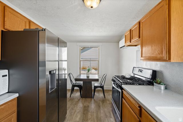 4994 S 1950 W, Roy, UT 84067