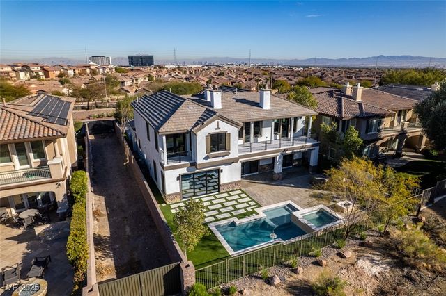 2215 Alcova Ridge Drive, Las Vegas, NV 89135