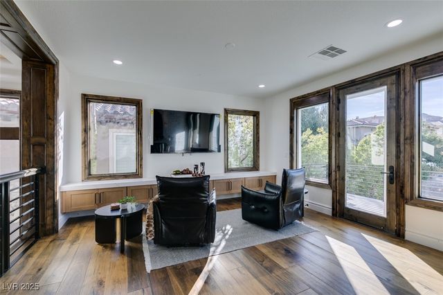 2215 Alcova Ridge Drive, Las Vegas, NV 89135