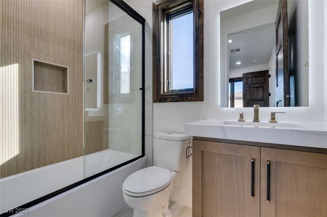 2215 Alcova Ridge Drive, Las Vegas, NV 89135