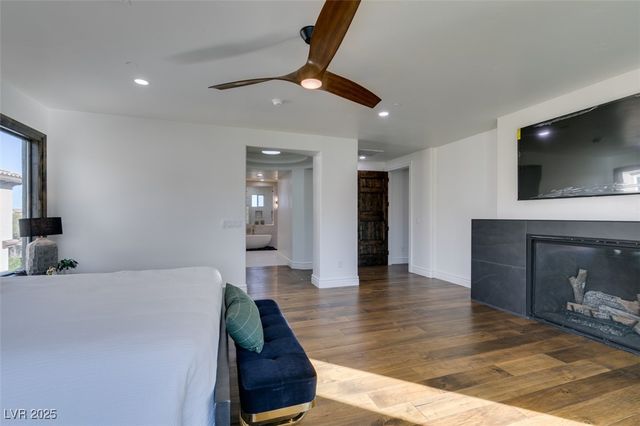 2215 Alcova Ridge Drive, Las Vegas, NV 89135