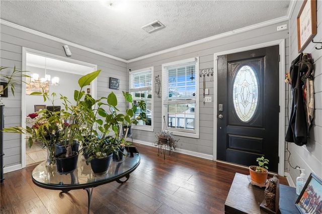 93 Gloster Road SW, Lawrenceville, GA 30044