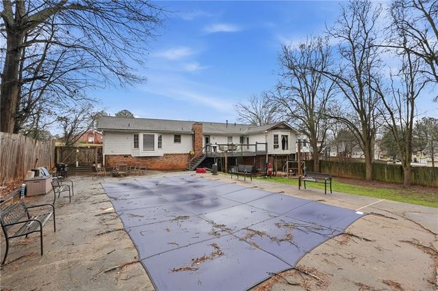 93 Gloster Road SW, Lawrenceville, GA 30044