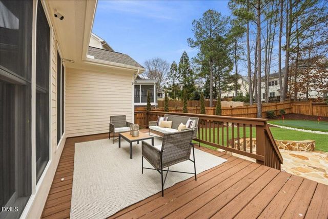 421 Edgepine Drive, Holly Springs, NC 27540