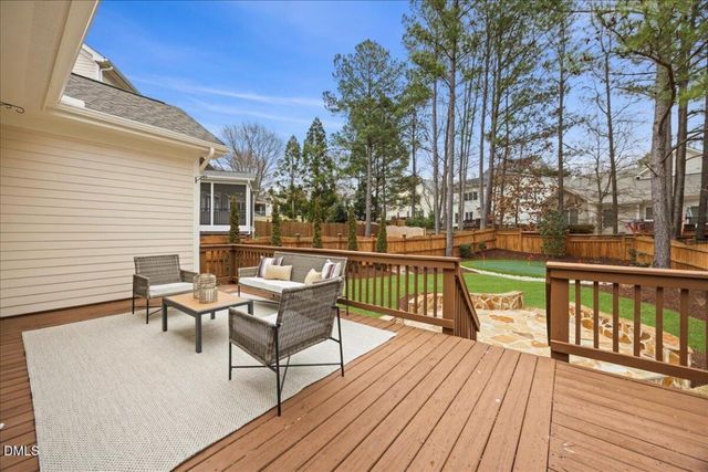 421 Edgepine Drive, Holly Springs, NC 27540