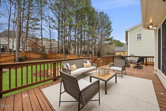 421 Edgepine Drive, Holly Springs, NC 27540