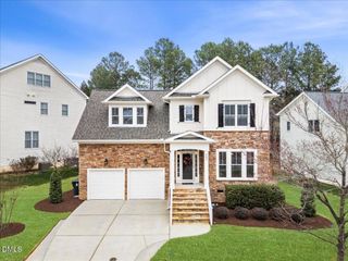 421 Edgepine Drive, Holly Springs, NC 27540