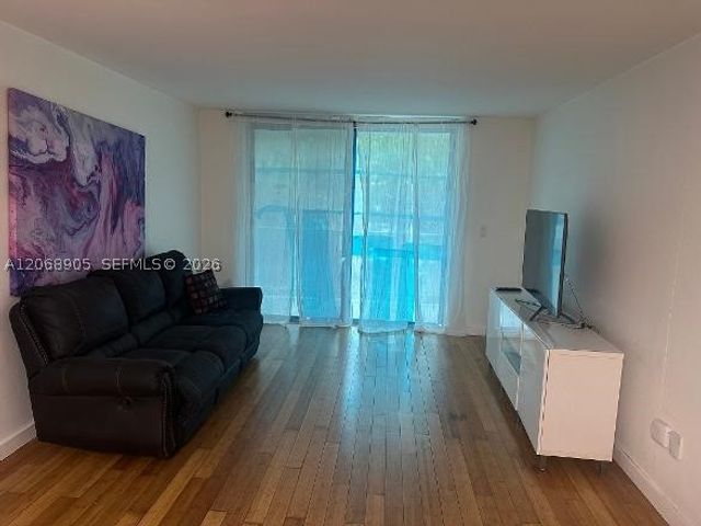 1805 Sans Souci Blvd 303, North Miami, FL 33181