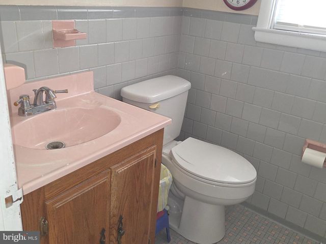 305 BOWLEYS QUARTERS RD, Middle River, MD 21220